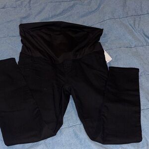 NWT Old Navy Black skinny Maternity jeans high panel 8 short